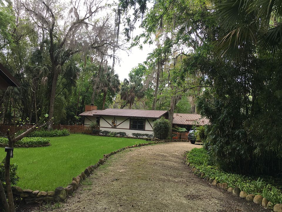Driveway entrance