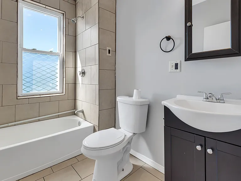 111 Pocasset Ave #3 — Photo 22