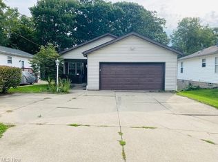 1329 Bluestone Ave, Akron, OH 44310