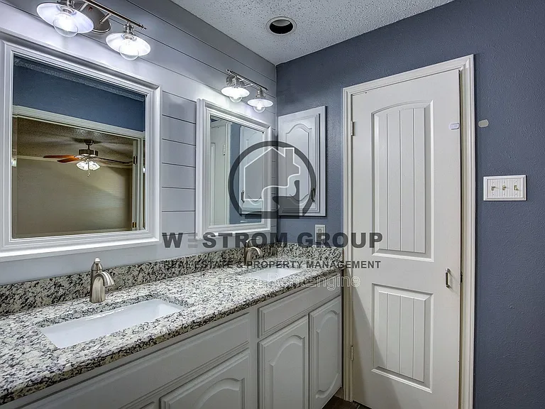 1642 Belltower Dr — Photo 32