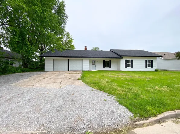 821 Roosevelt Avenue, Joplin, MO 64801