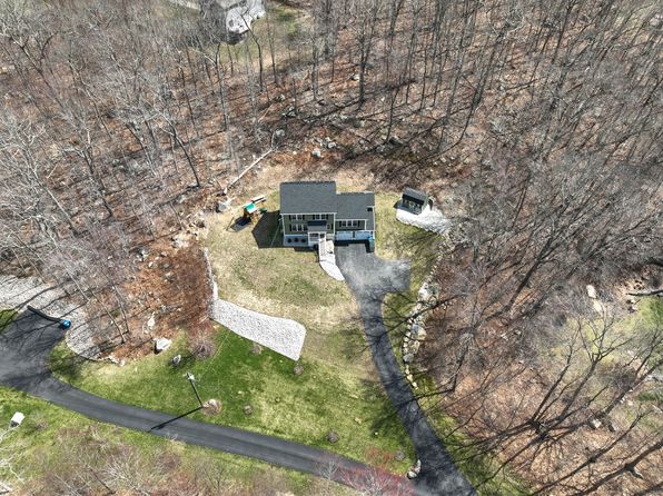42 Bittersweet Dr, Gales Ferry, CT 06335