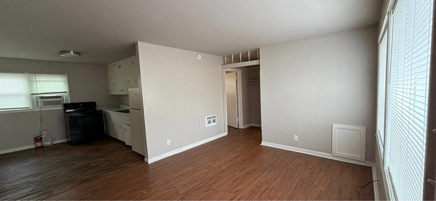 1605 Randolph Ave SE — Photo 2