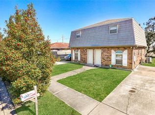 3561 Kings Dr, Chalmette, LA 70043