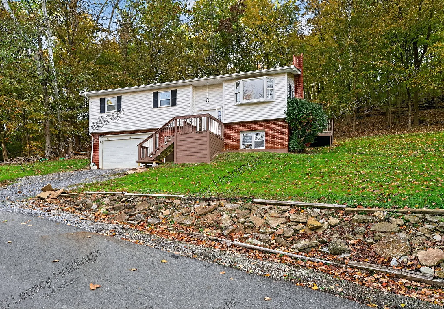 3 bed, 2.0 bath, 1226 sqft, $1,750 — Photo 1