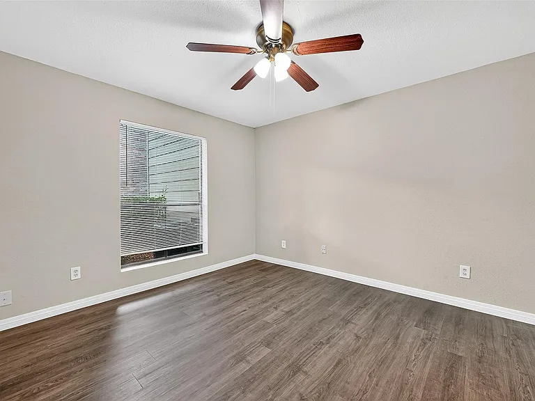 2110 Wilcrest Dr #138 — Photo 27