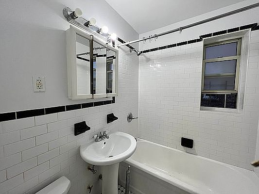 5th image of 64-62 Booth St #6C