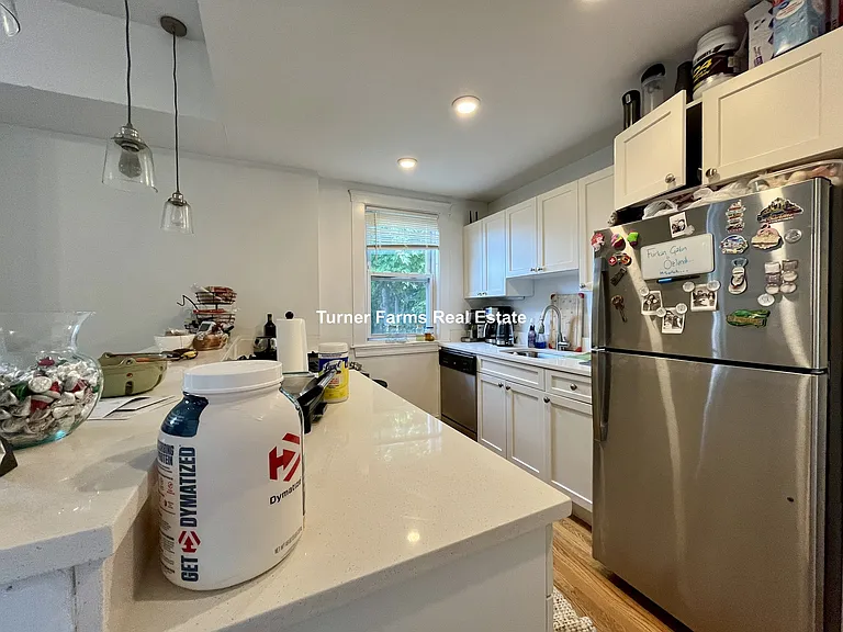 38 Newton St #2F — Photo 12