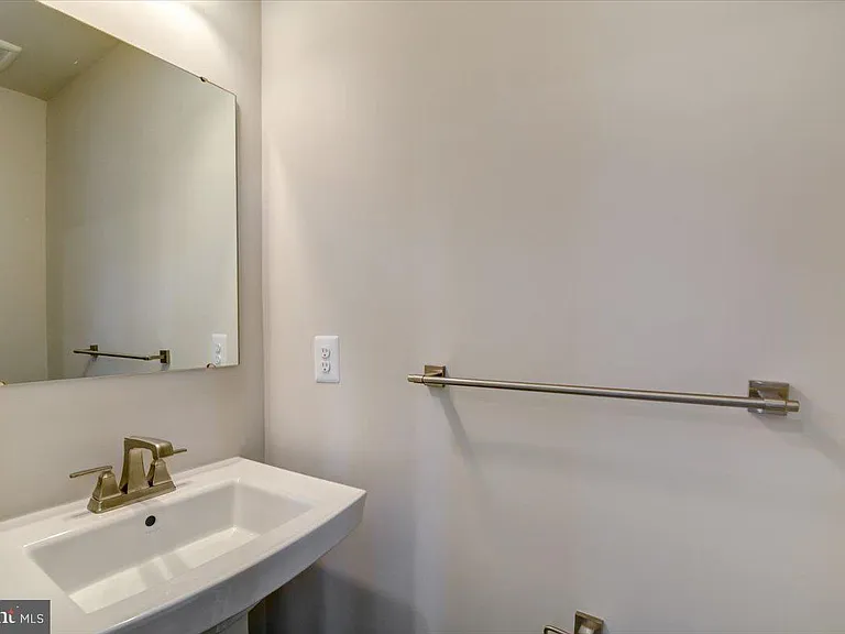 9583 Tall Oaks Rd — Photo 18