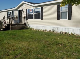 8230 Feather Holw #107, Fenton, MI