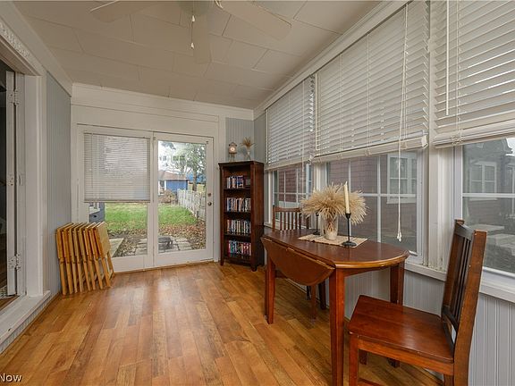 3rd image of 633 McKinley Ave SE