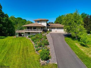 17539 Pleasant Valley Rd, Shafer, MN 55074