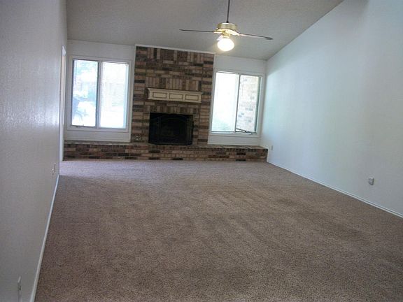 2nd image of 105 N Troy Ave #C