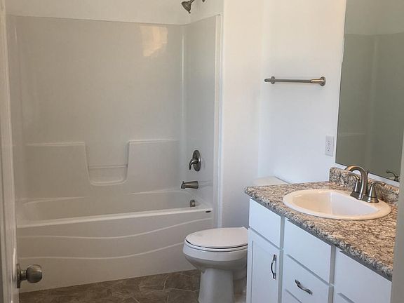 5th image of 1625 10th Ave E #102