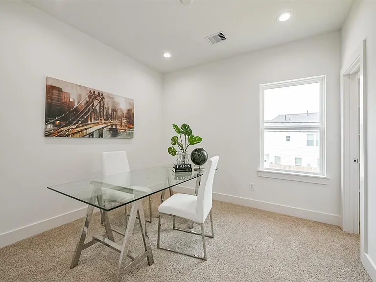 5630 Balbo St — Photo 34