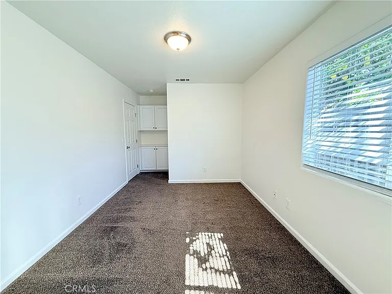 145 Park Ave — Photo 6
