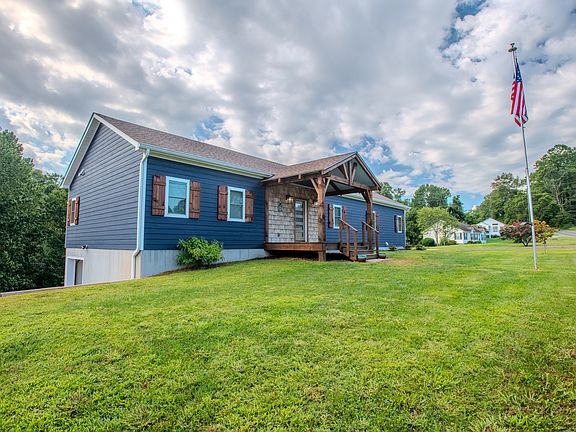 Front of the house. Great access.