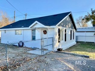 705 Union Ave, Filer, ID 83328