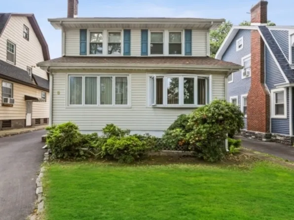 5 Roosevelt Ave, East Orange City, NJ 07017