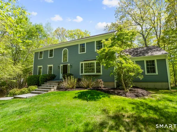 33 Topledge Road, Redding, CT 06896