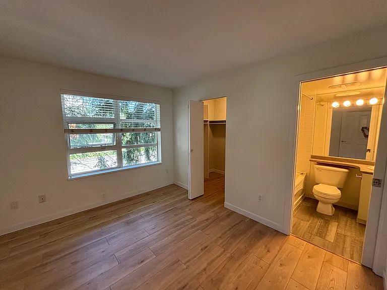 3148 Saint Johns St #203 — Photo 10