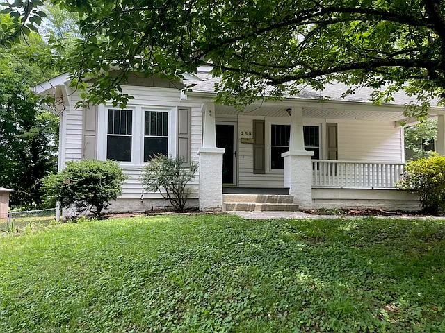 255 S Sunset Dr — Photo 1
