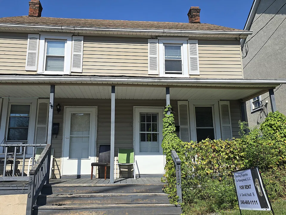 318 E Hazel St