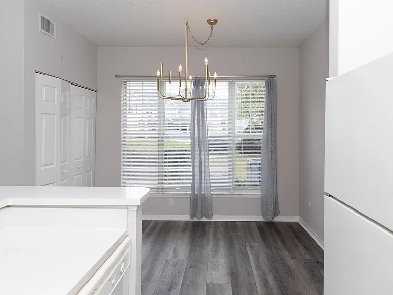 24100 Harbour Vista Cir — Photo 9