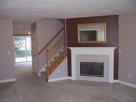 5th image of 1853 Village Ct