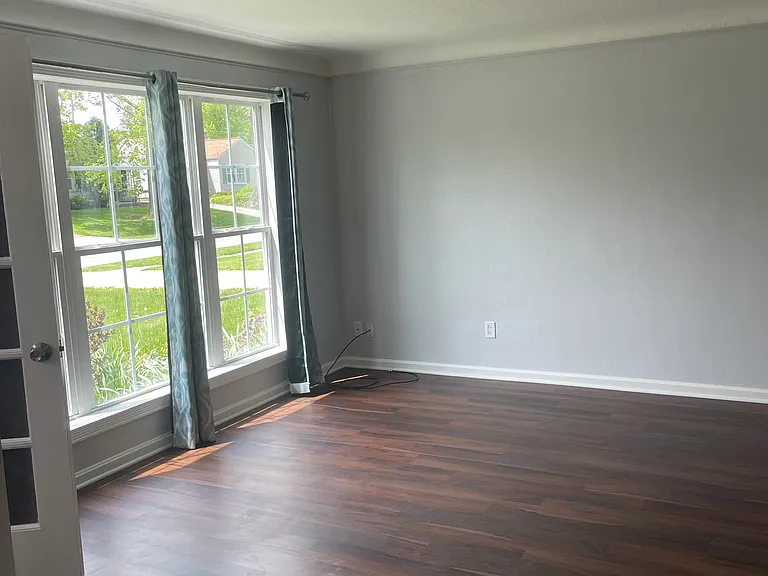 1241 Orchard Heights Dr — Photo 17