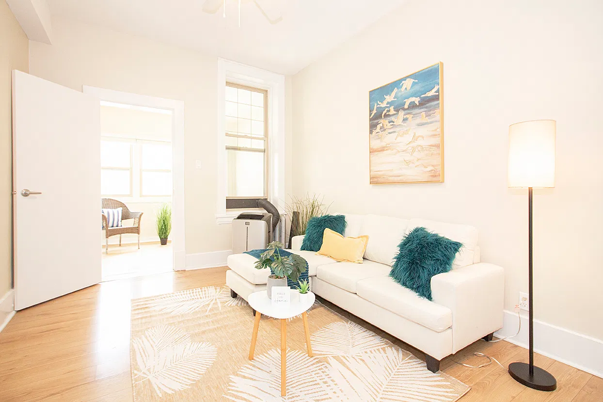 105 Clarke Street — Photo 3