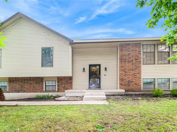 14910 W 65th St, Shawnee, KS 66216