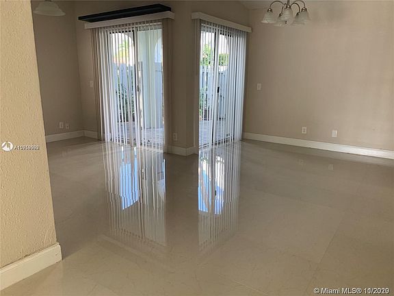 5th image of 1559 Springside Dr #1559