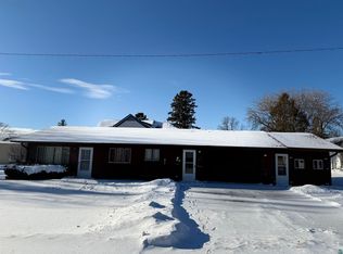 201 N 4th Ave W, Washburn, WI 54891