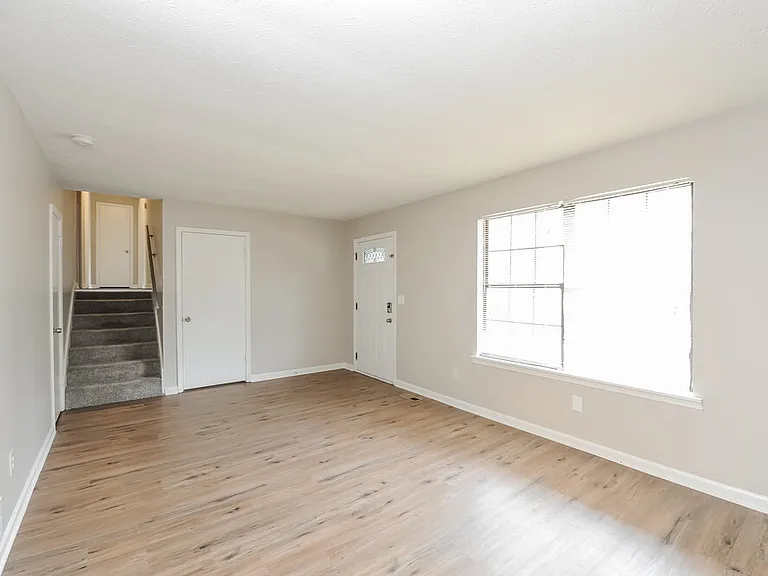 2687 Del Ridge Dr — Photo 4