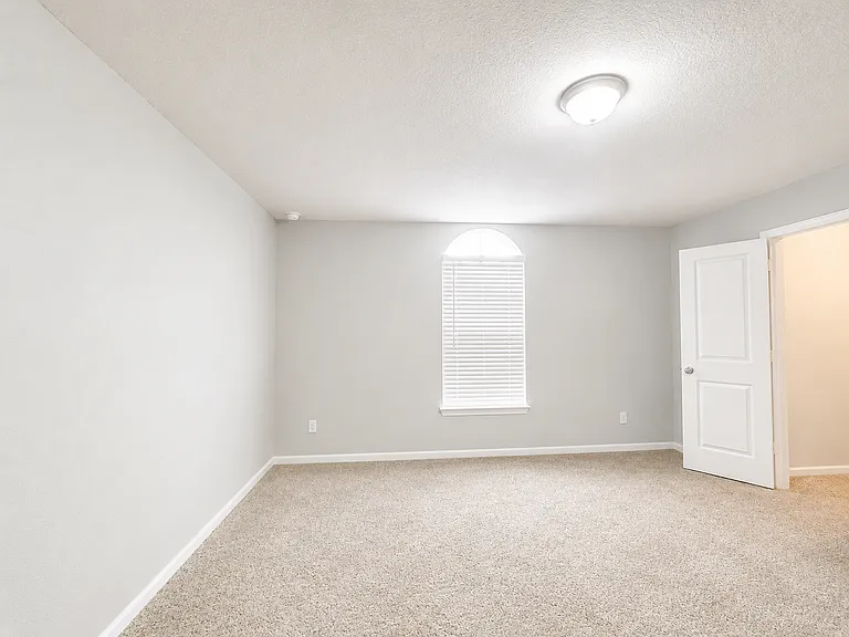 5901 Giovanni Pl — Photo 9