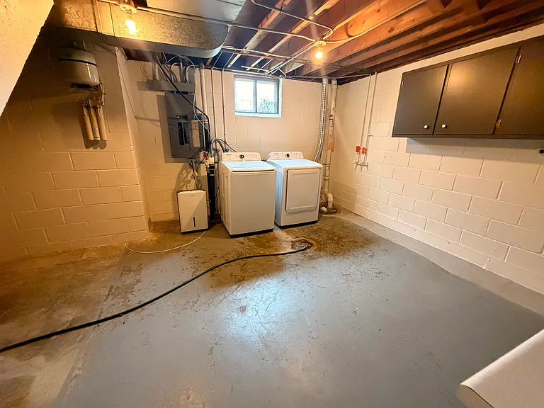 710 S 67th Ave — Photo 26