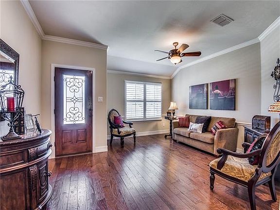 3rd image of 5808 King Forest Ln