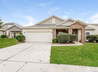 4020 Purple Vale Dr, Matthews, NC 28104