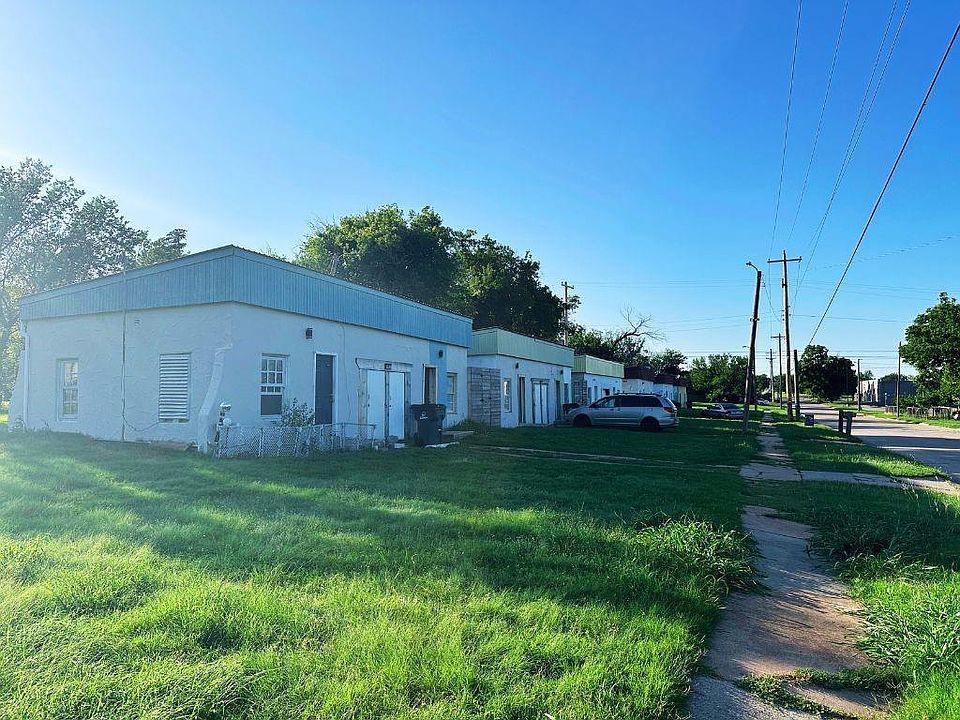 1st image of 402 NW 3rd St