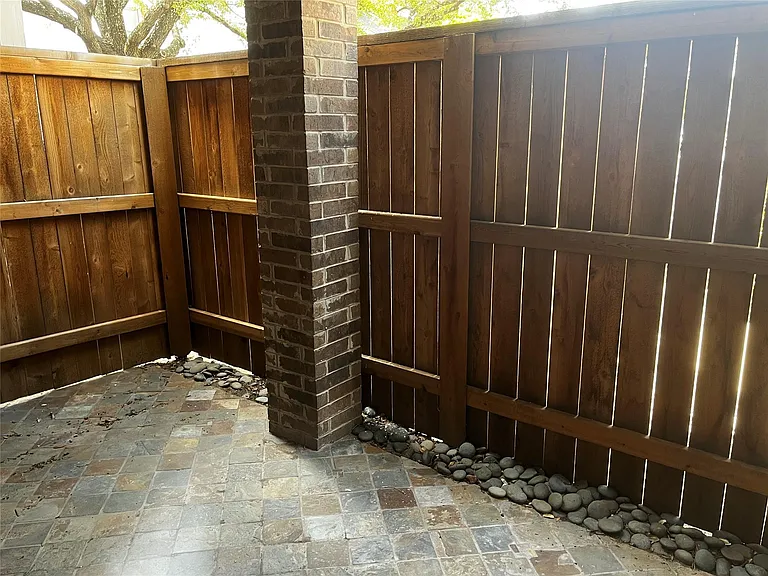 7635 Guadalupe St #1002 — Photo 16