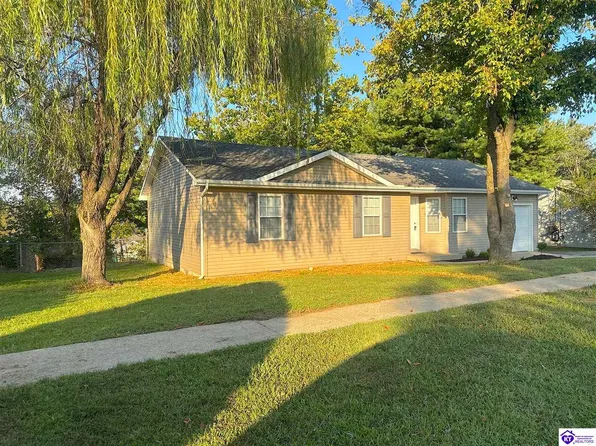 1435 Hawkins Dr, Vine Grove, KY 40175