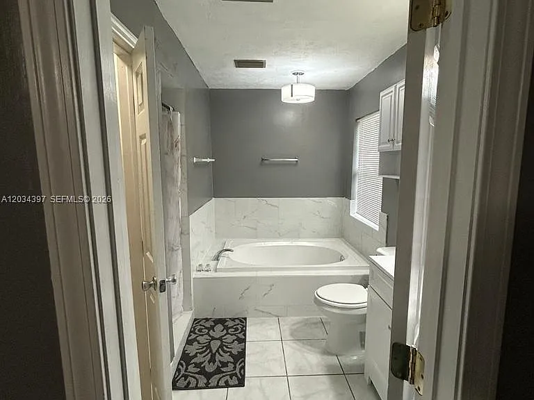 20420 Marlin St — Photo 8
