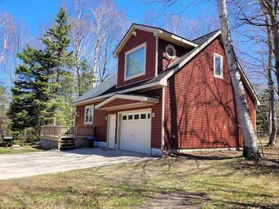 21887 Ridge Rd, Grand Marais, MI, 49839
