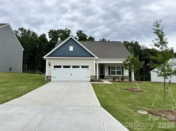 101 Rills Crossing Way, Troutman, NC 28166
