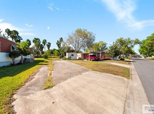 37 N Indian Lake Dr #1/2, Los Fresnos, TX 78566