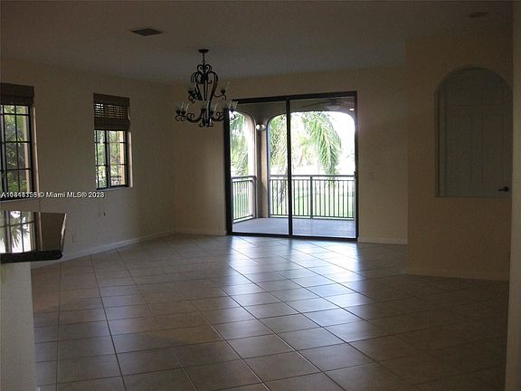 5th image of 2679 Center Court Dr #311