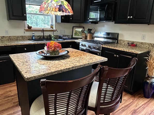 8512 Tanglewood Rd #B