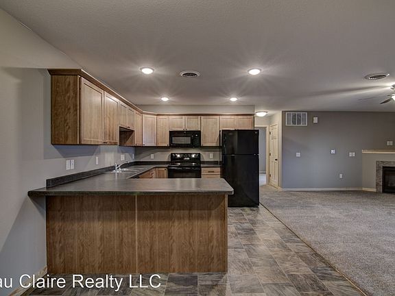 3rd image of 1484 Coventry Ln Unit 4