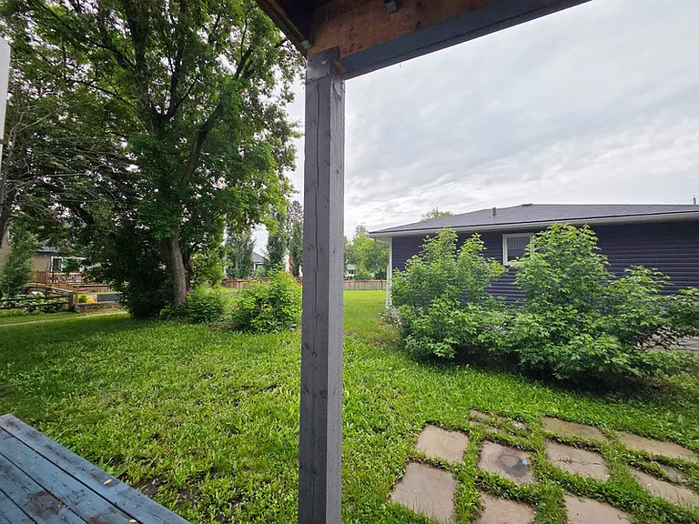 21 Langley Dr #UPPER — Photo 22